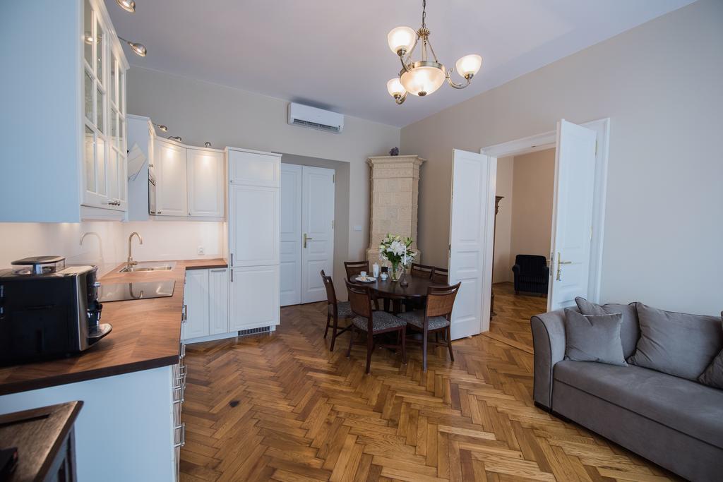Mjz Apartments Old Town Kraków Exteriör bild